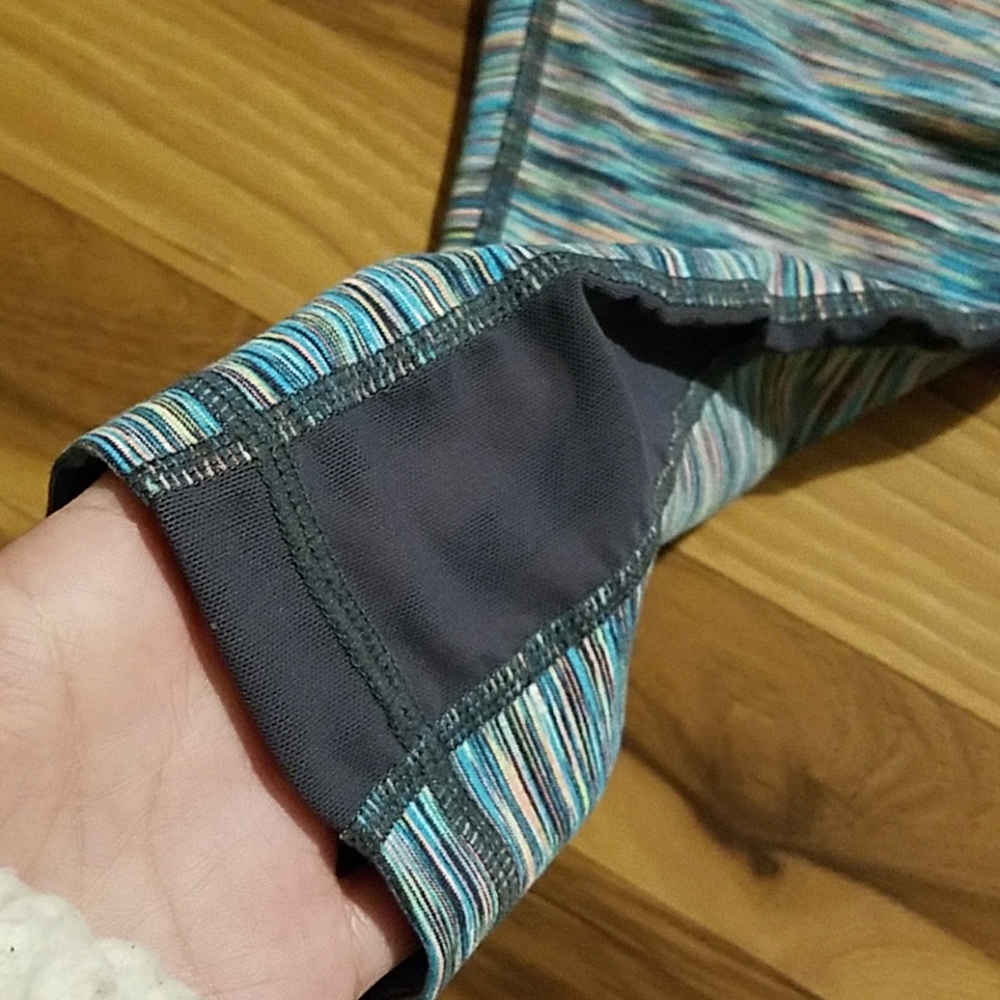 Zella blue stripe yoga workout capris size sm - Picture 2 of 5